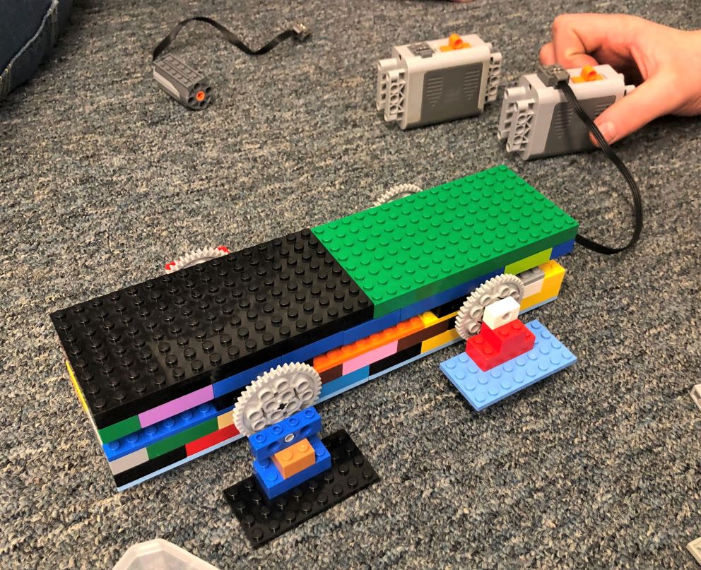 walking machine built from LEGO